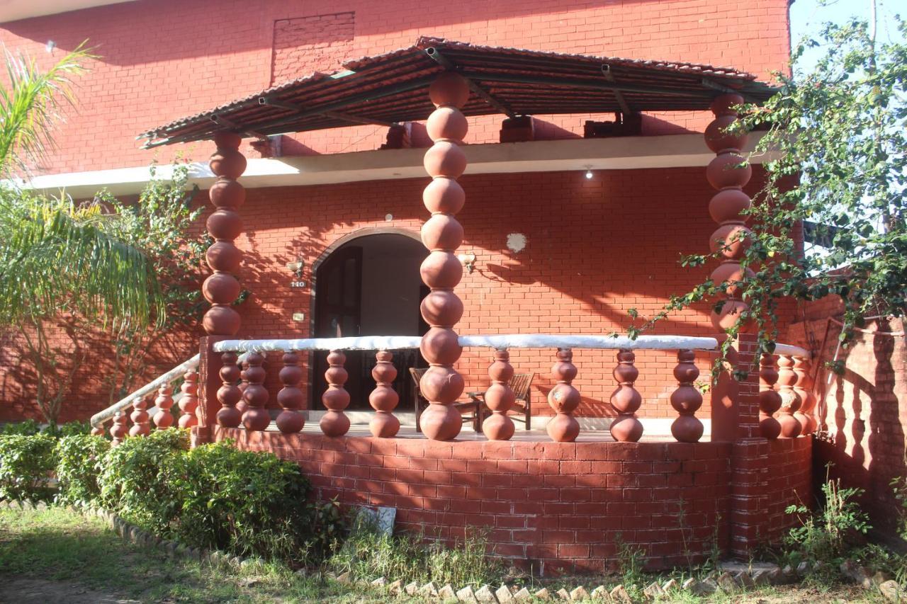Khajuraho Jungle Resort Exterior photo